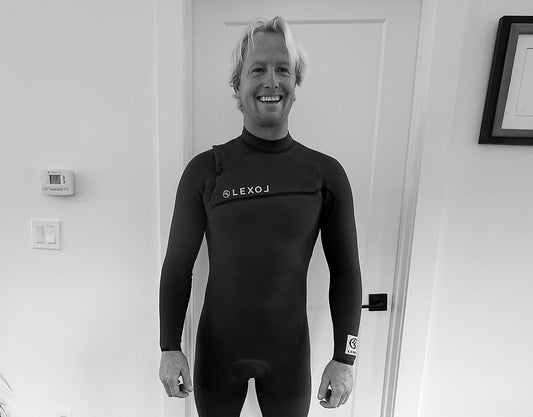 I went to Santa Cruz to deliver the "THE3" full suit to former CT surfer "NAT YOUNG".